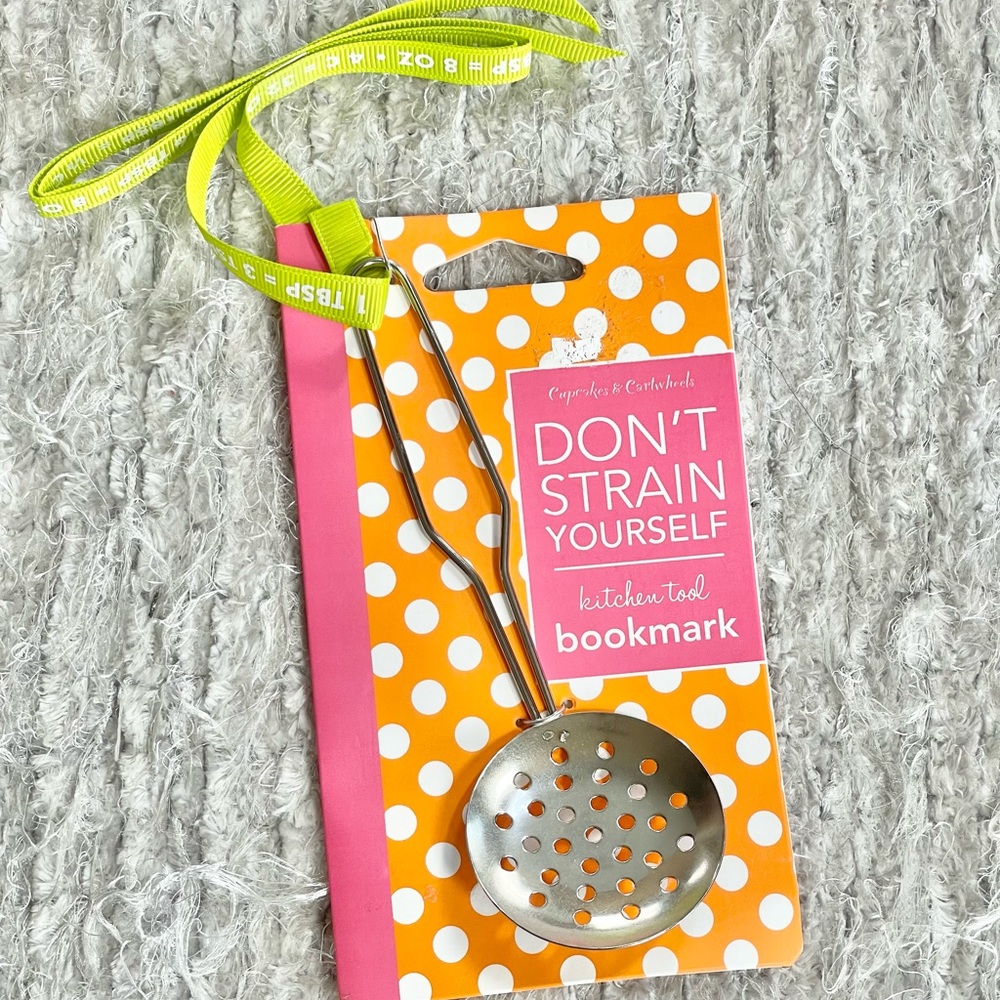 New with tags STRAINER KITCHEN TOOL BOOKMARK with Kitchen measurements Ribbon
